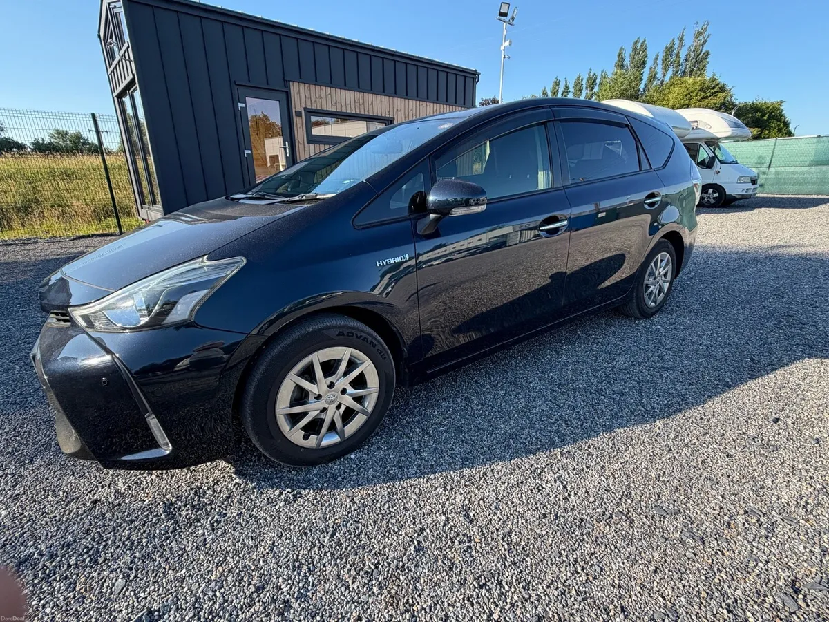 Toyota Prius alpha 7 seater 2020 - Image 4