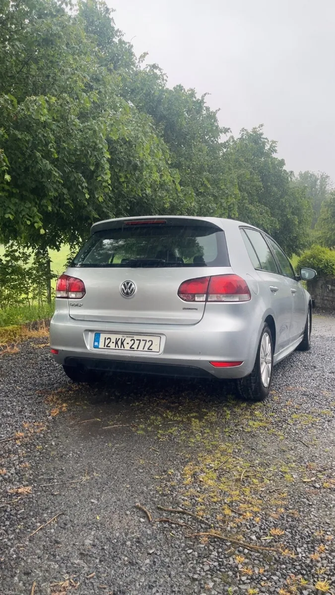 Volkswagen Golf 2012 - Image 2