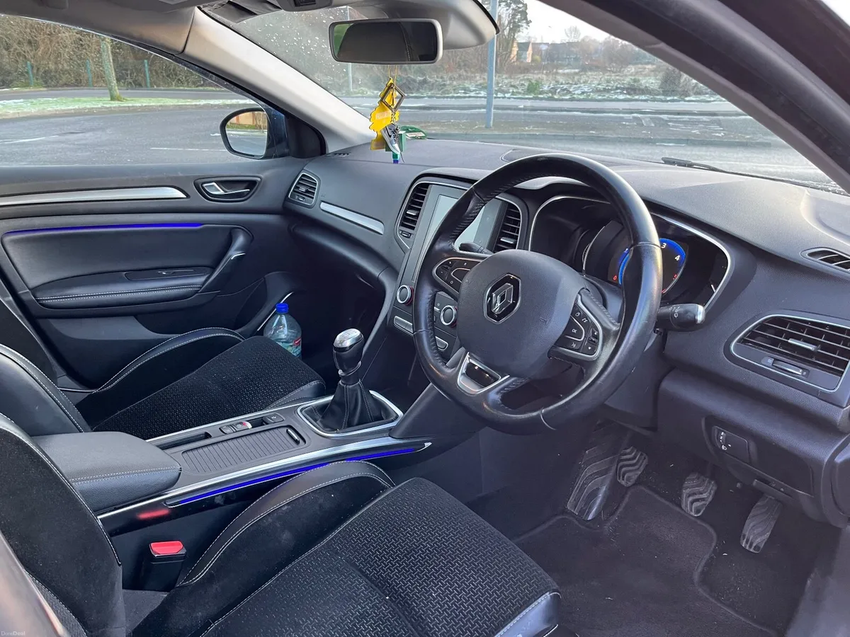 Renault Megane 2017 - Image 6