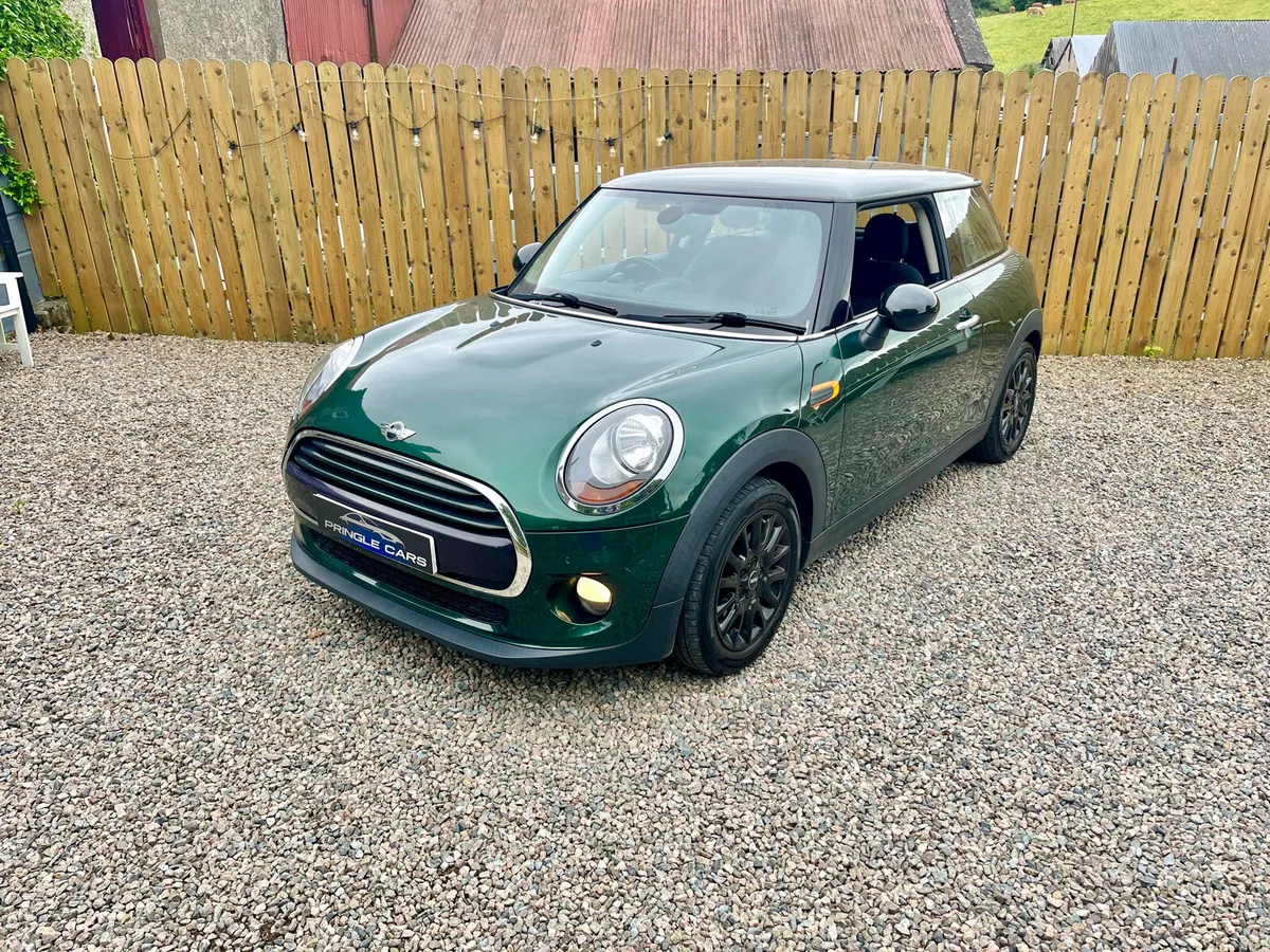 Mini Cooper 2018 - Image 1