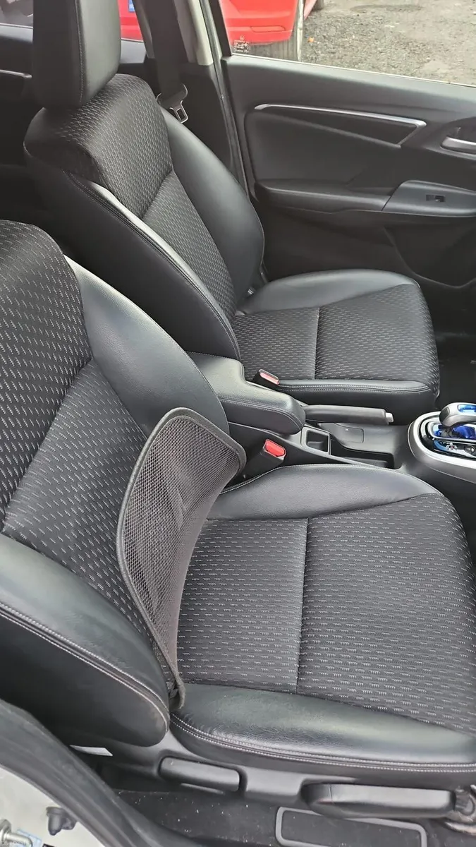 Honda Fit 2013 - Image 5