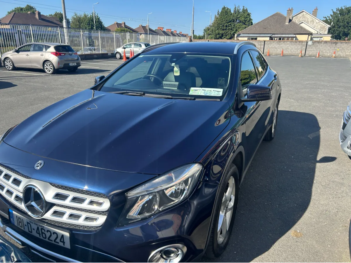 Mercedes-Benz GLA 200 D AUTOMATIC//TINY MLS///HUGE - Image 4