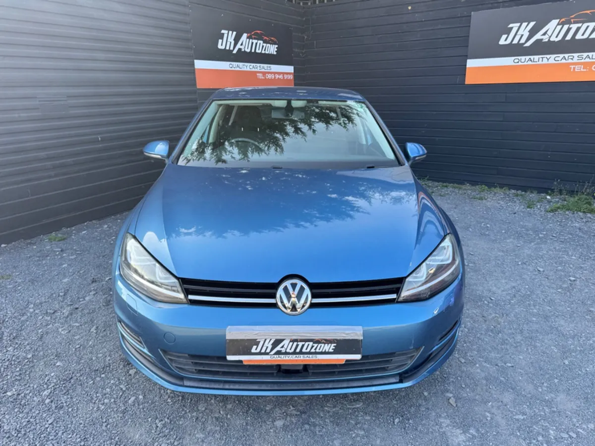 Volkswagen Golf 1.2 TSI AUTO 40TH EDITION - Image 2