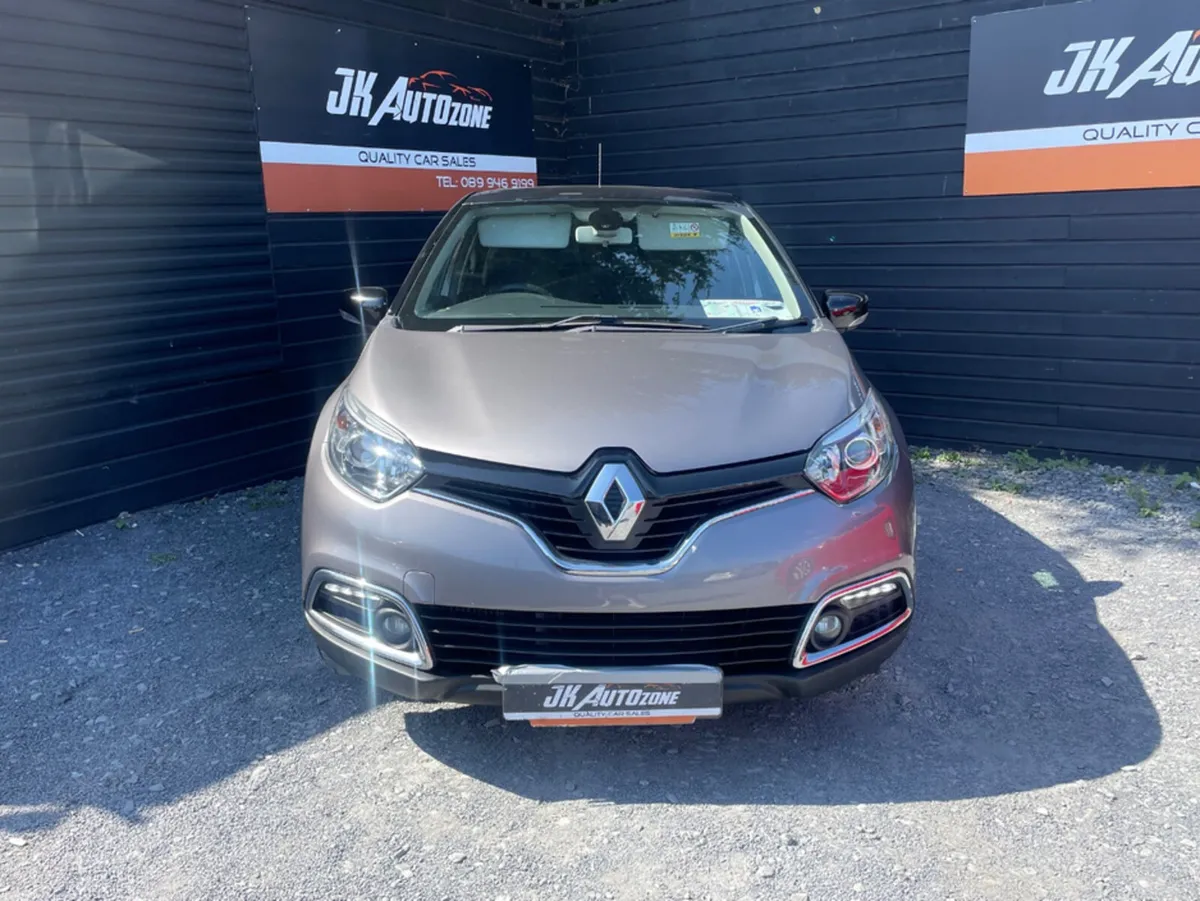 Renault Captur INTENSE 1.5 DCI 90 EU6M 4DR - Image 2