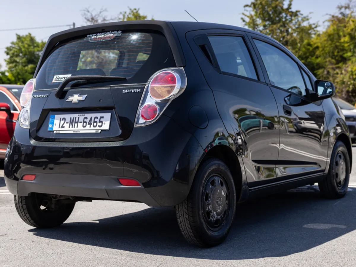 Chevrolet Spark 1.0 + 5DR - Image 4