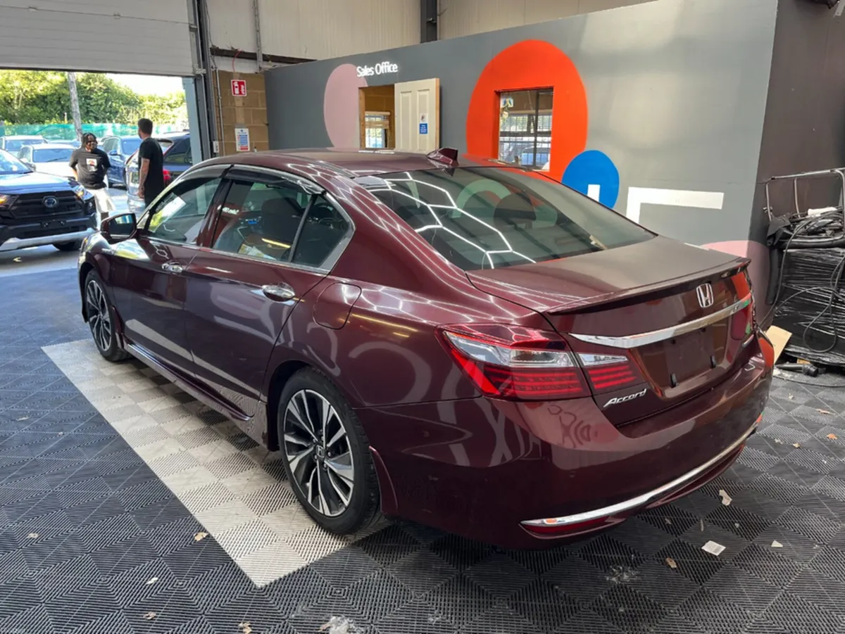 Honda Accord 2019 HONDA ACCORD HYBRID EX 2.0 AUTOM - Image 4