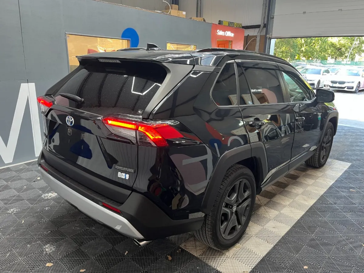Toyota RAV4 2025 TOYOTA RAV4 HYBRID ADVENTURE 2.5 - Image 2