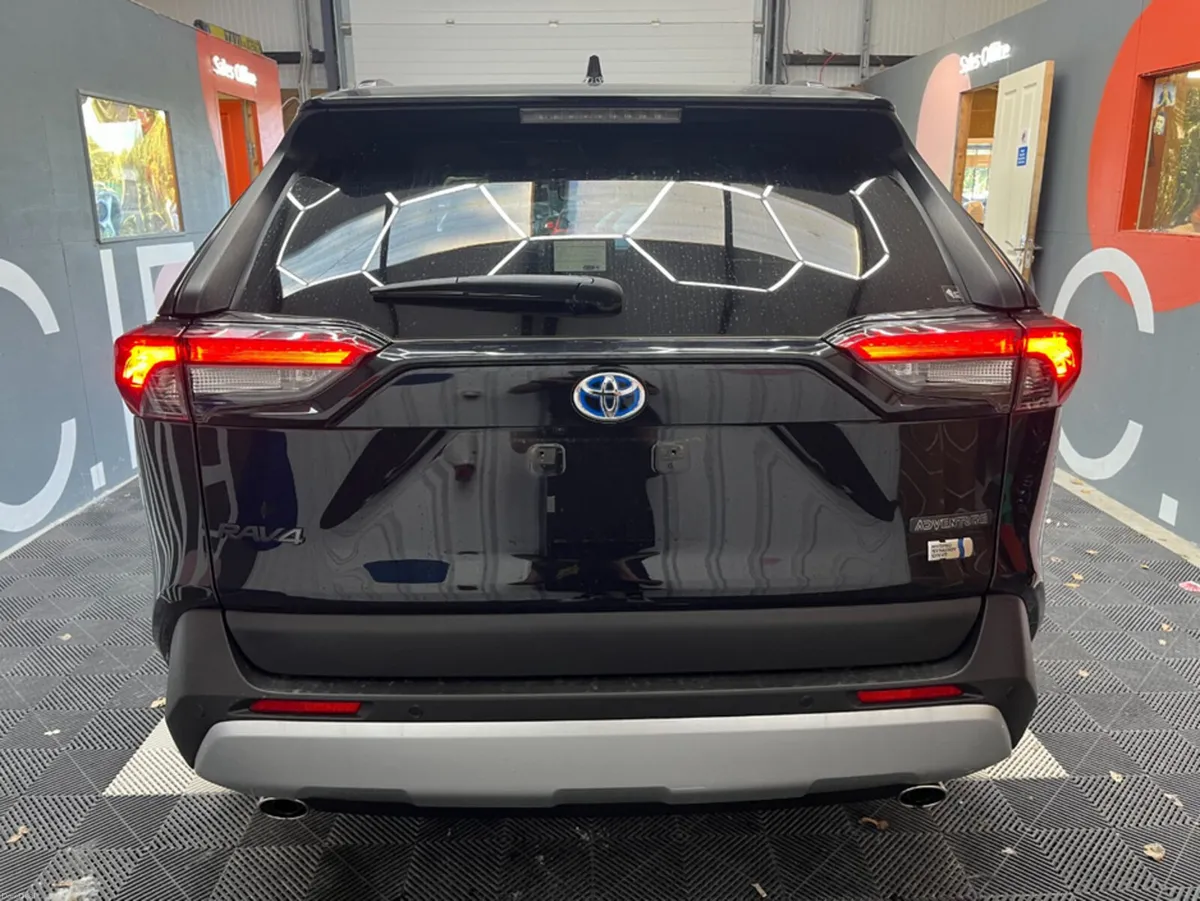 Toyota RAV4 2025 TOYOTA RAV4 HYBRID ADVENTURE 2.5 - Image 3