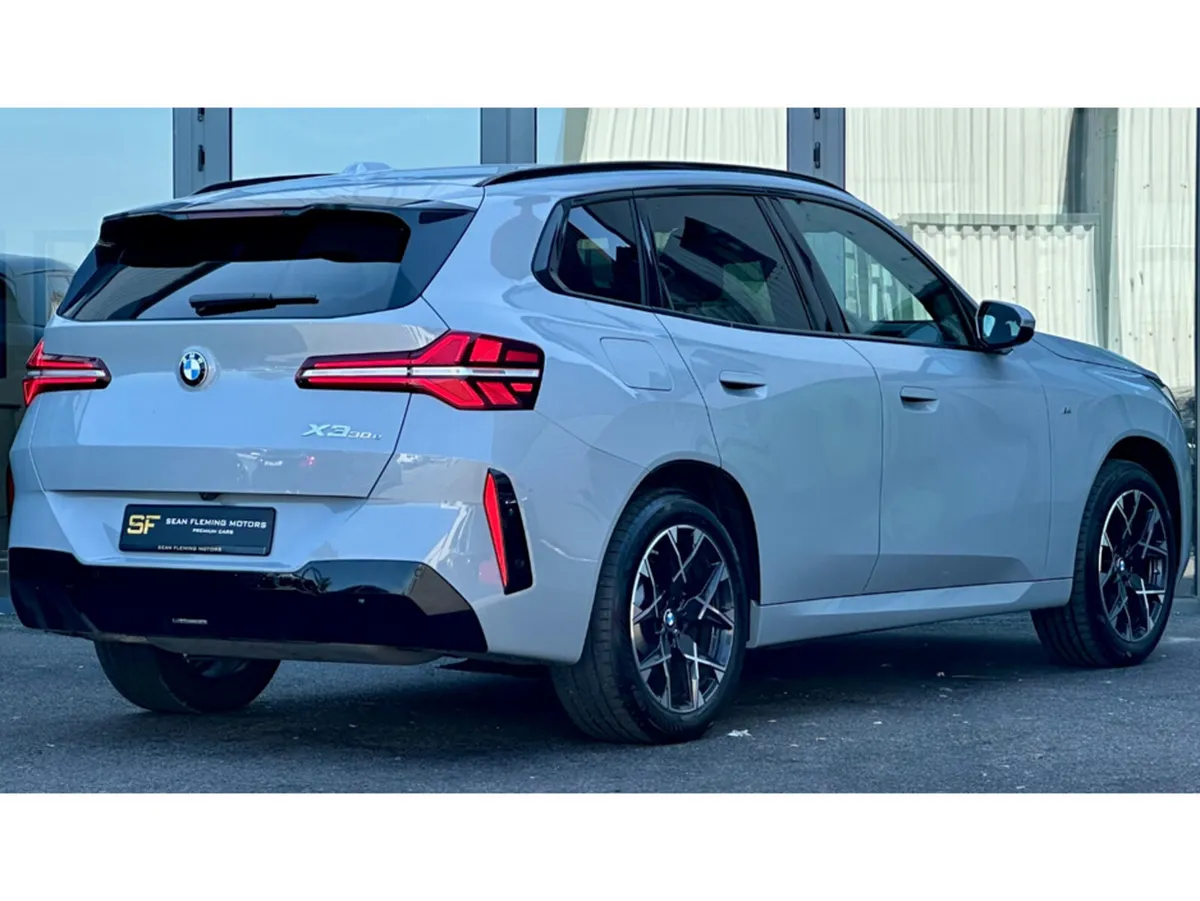 BMW X3 XDRIVE30E M SPORT AUTO - Image 3