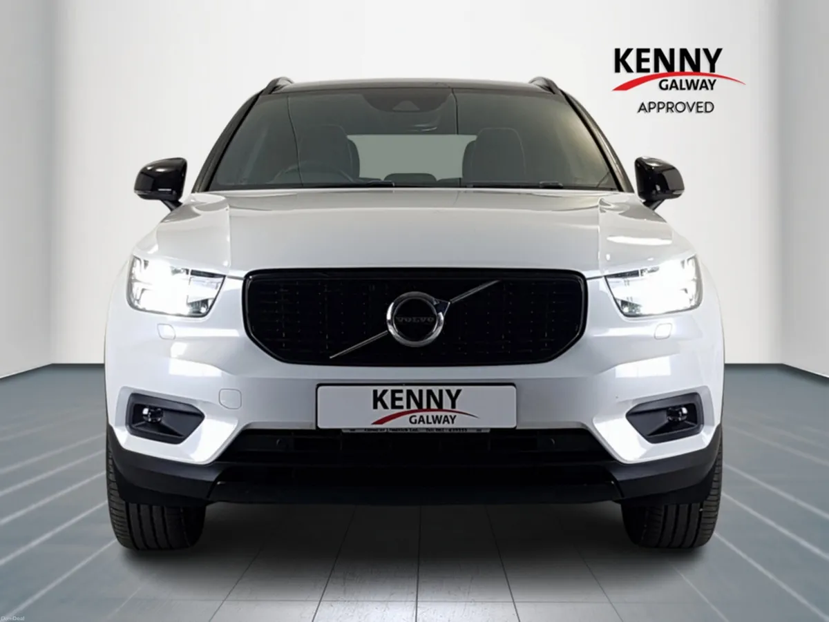 Volvo XC40 T5 PHEV R-DESIGN 5DR AUTO - Image 2