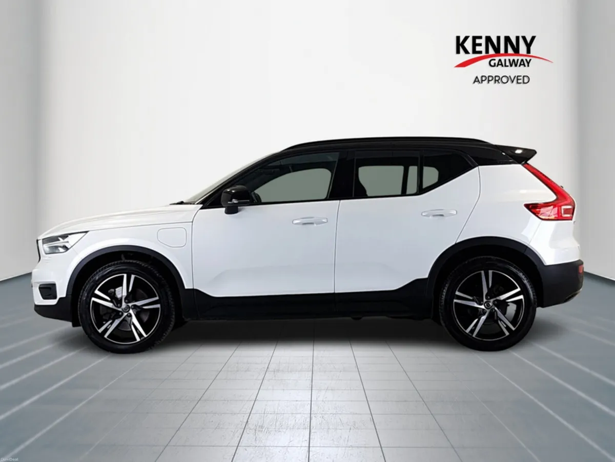 Volvo XC40 T5 PHEV R-DESIGN 5DR AUTO - Image 4