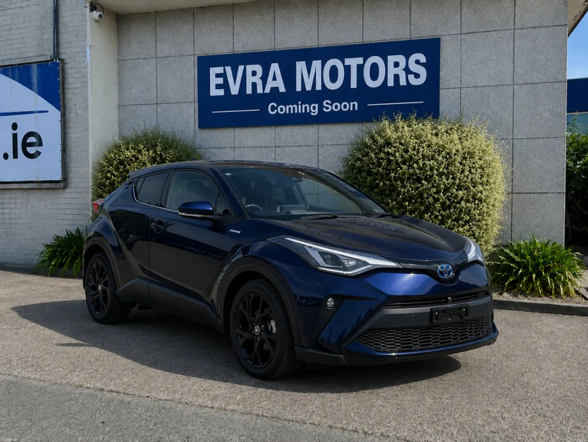 Toyota C-HR SOL NERO AUTOMATIC HYBRID 1.8 PETROL /