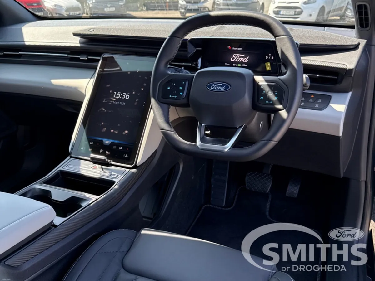 Ford Explorer PREMIUM 77KWH EXTENDED RANGE - Image 2