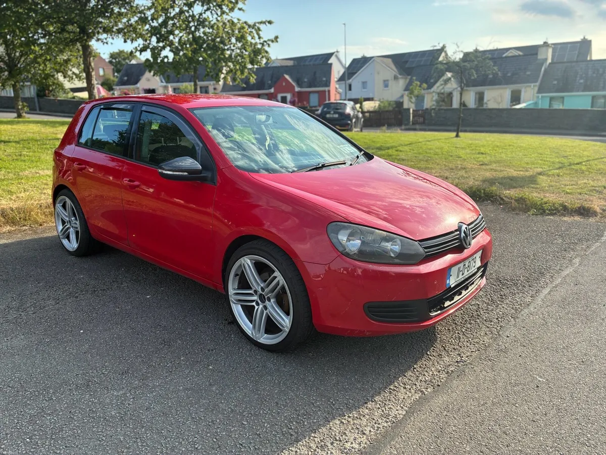 11 VW GOLF 1.6TDI FRESH NCT:5/27 - Image 2