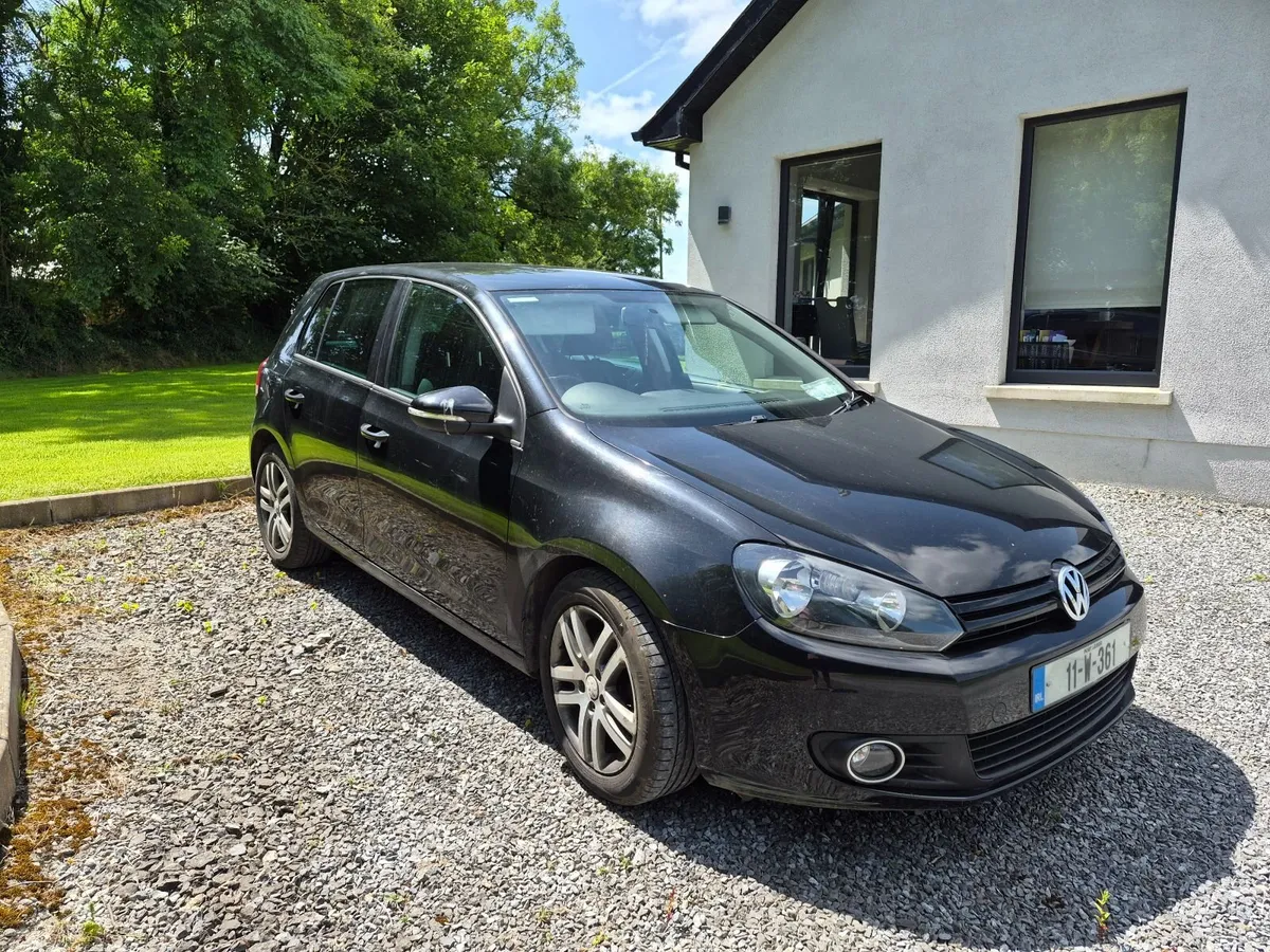 Volkswagen Golf 2011 - Image 2