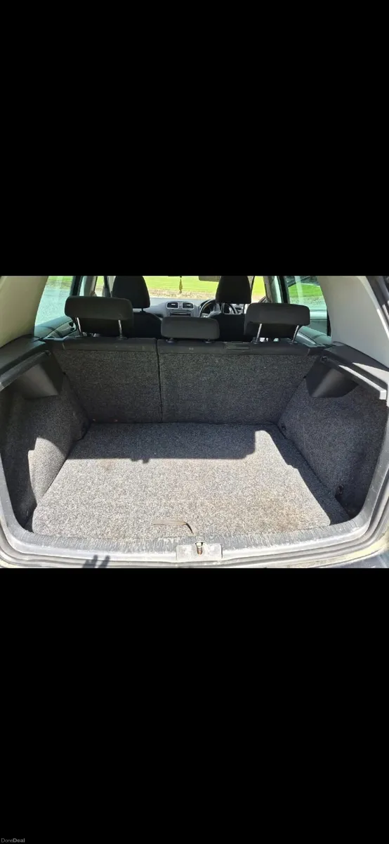 Volkswagen Golf 2011 - Image 3