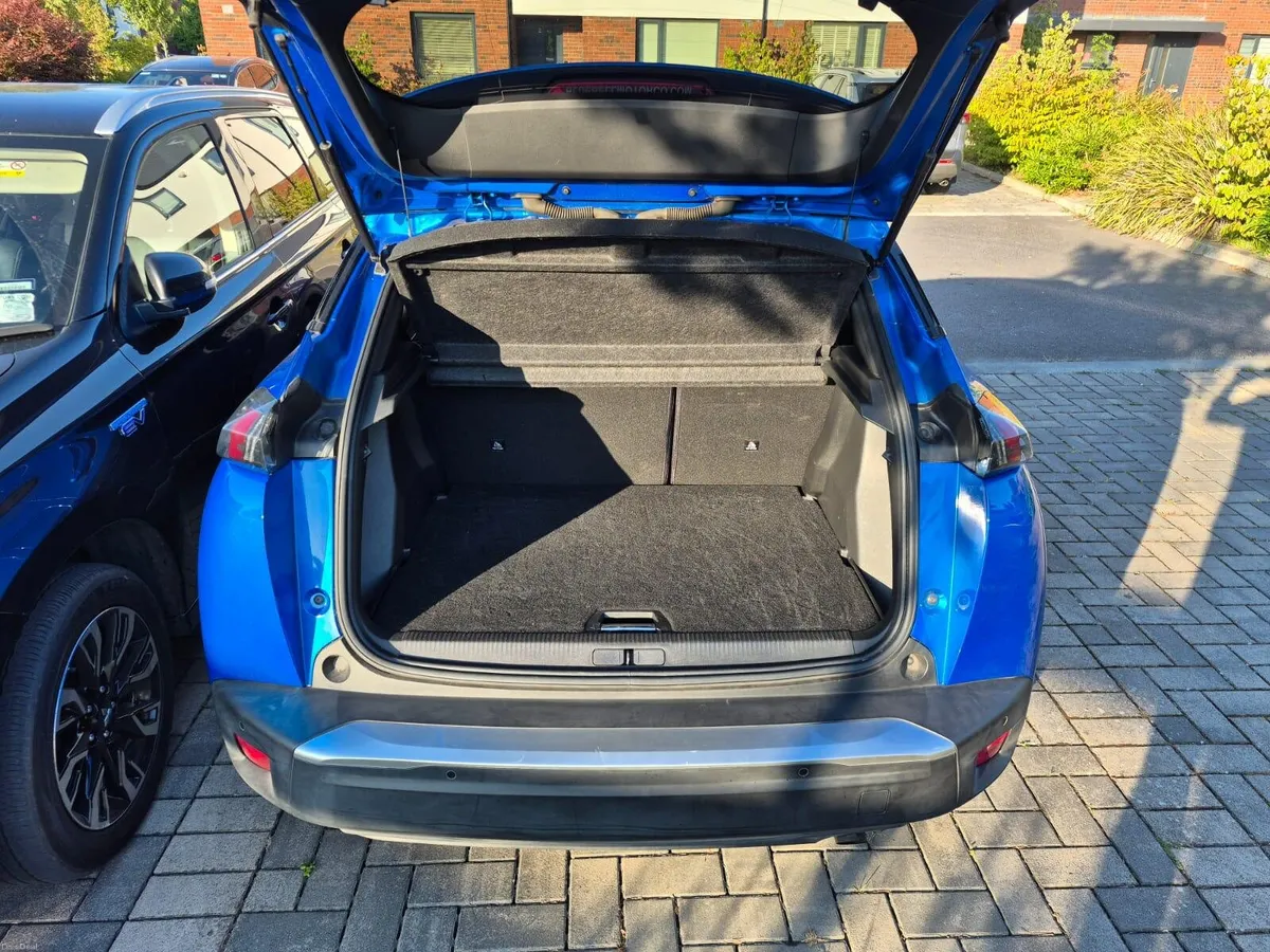 Peugeot 2008 - Image 4