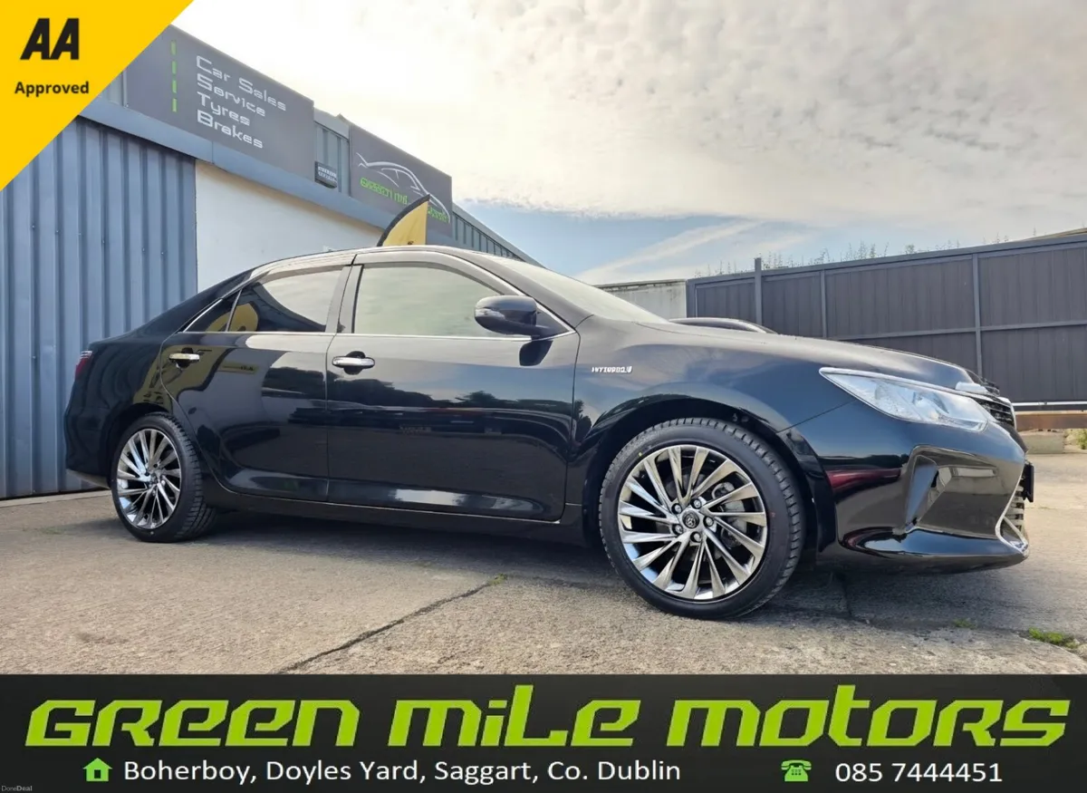 2017 TOYOTA CAMRY * ONLY 65K MILES * - Image 1