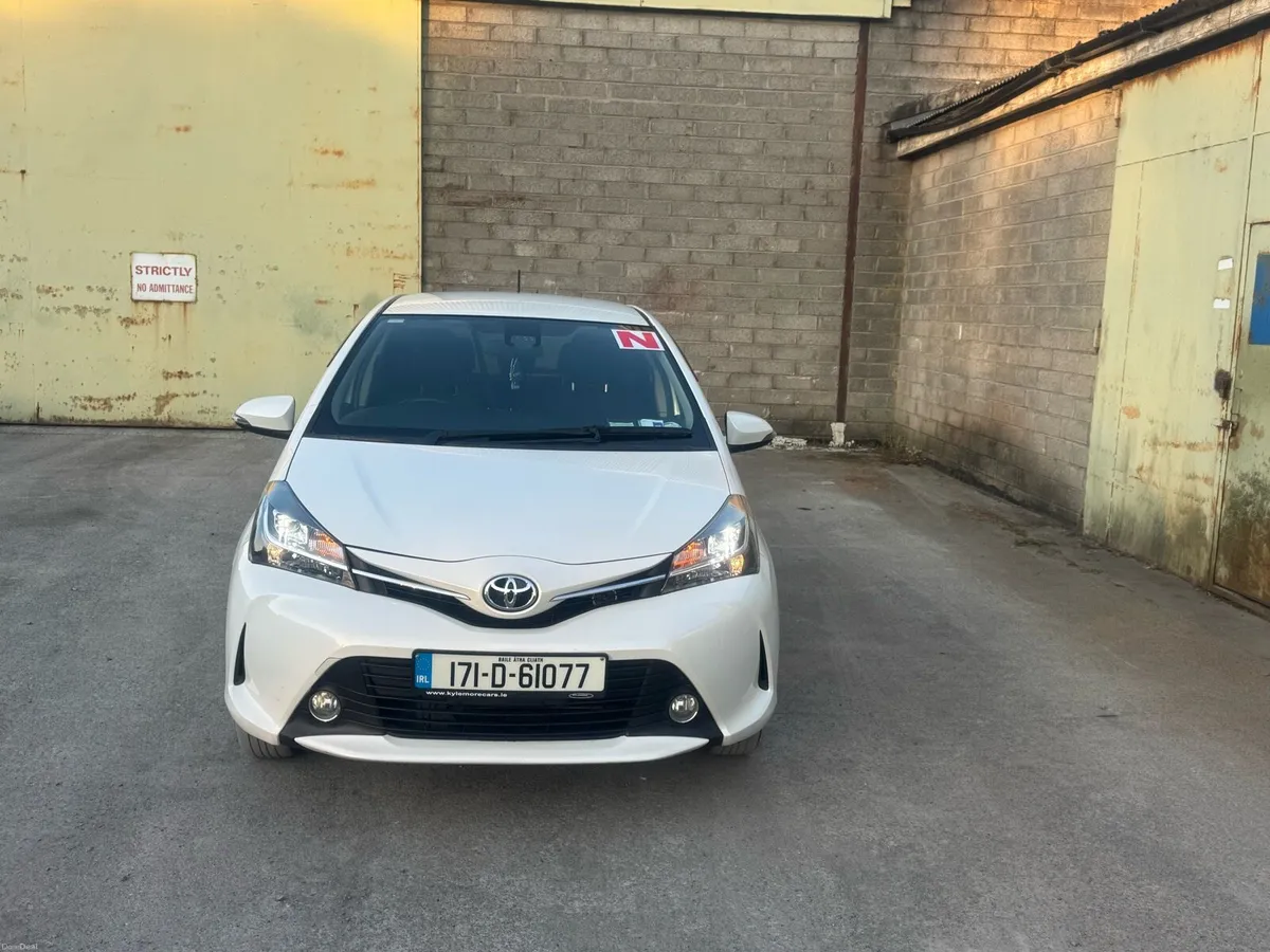 Toyota vitz - Image 1