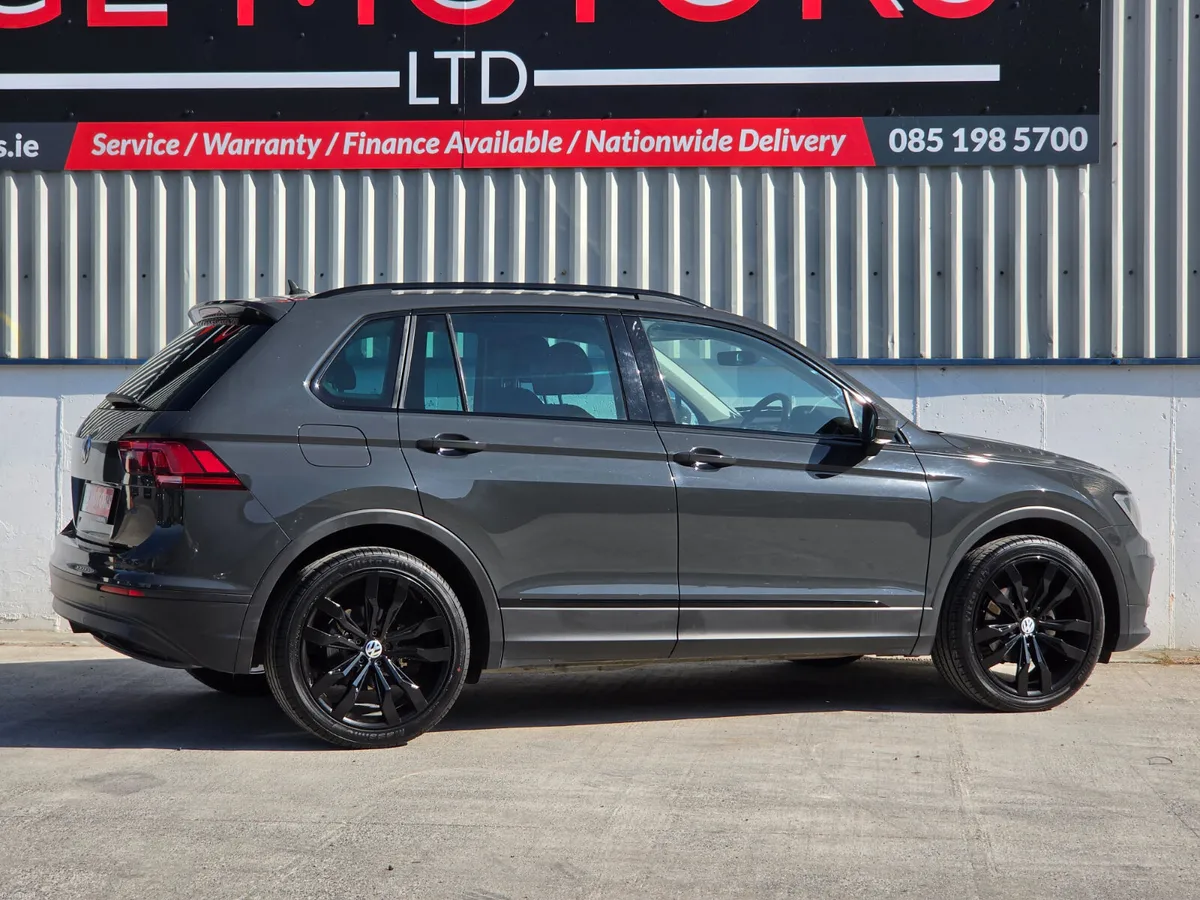 VW Tiguan 2018 *182 2.0 150 BHP BLACK EDT STYLING - Image 5