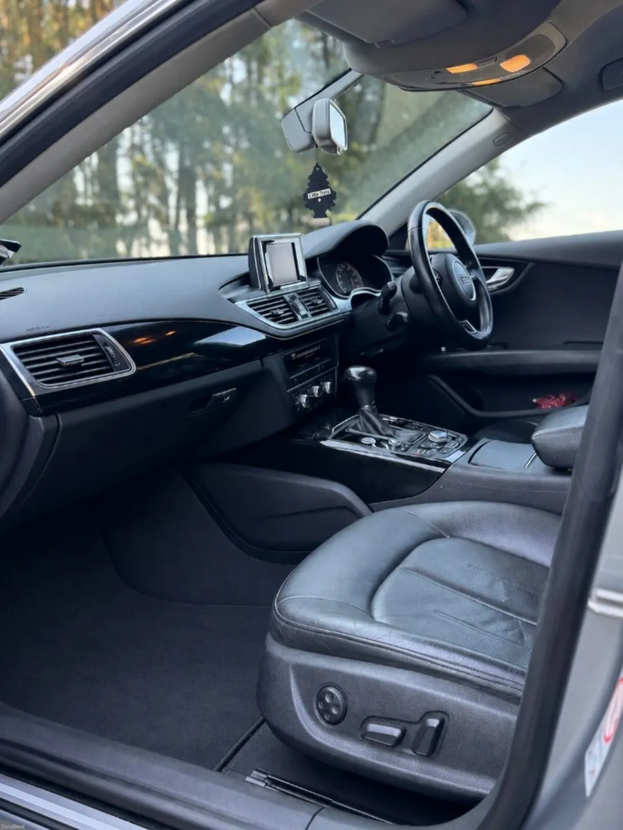 Audi A7 - 2011 - Image 4