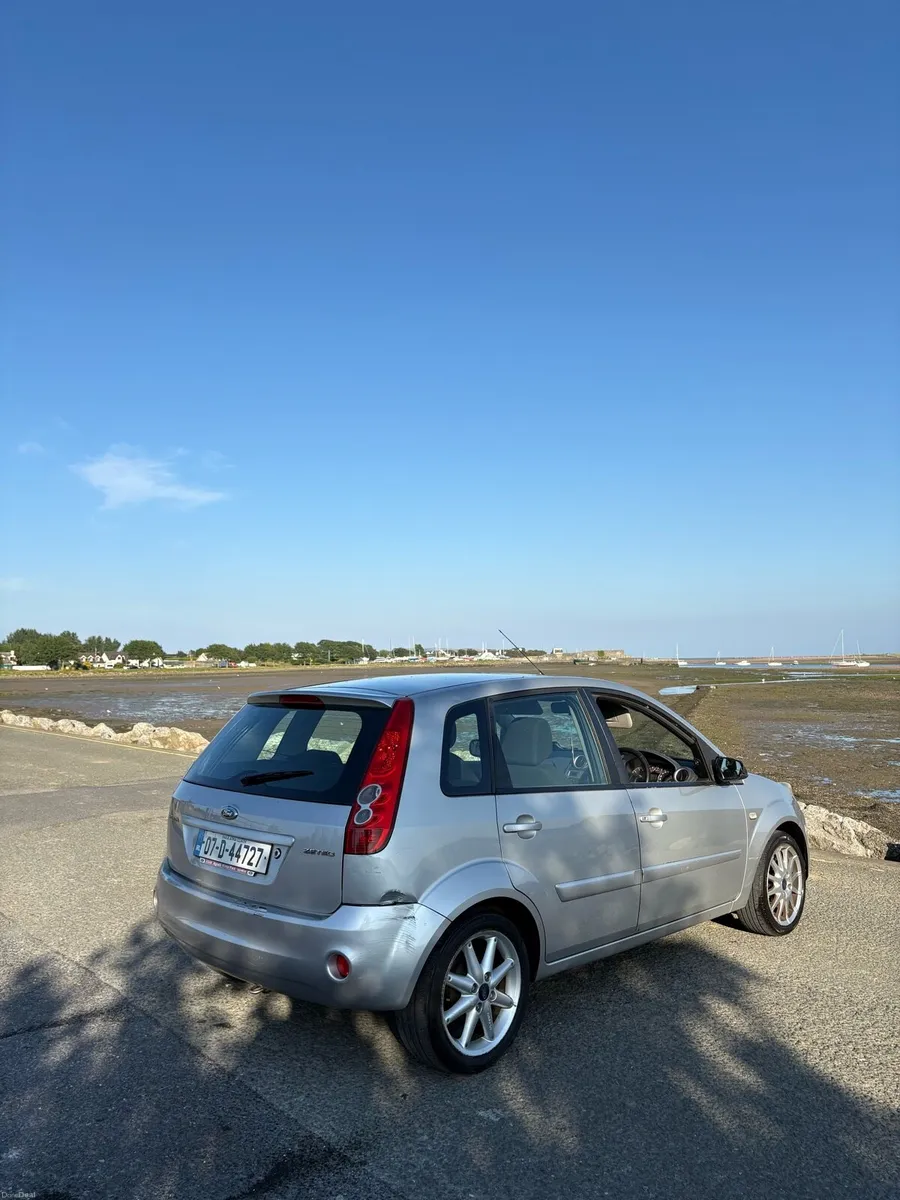 Ford fiesta 2007 - Image 4