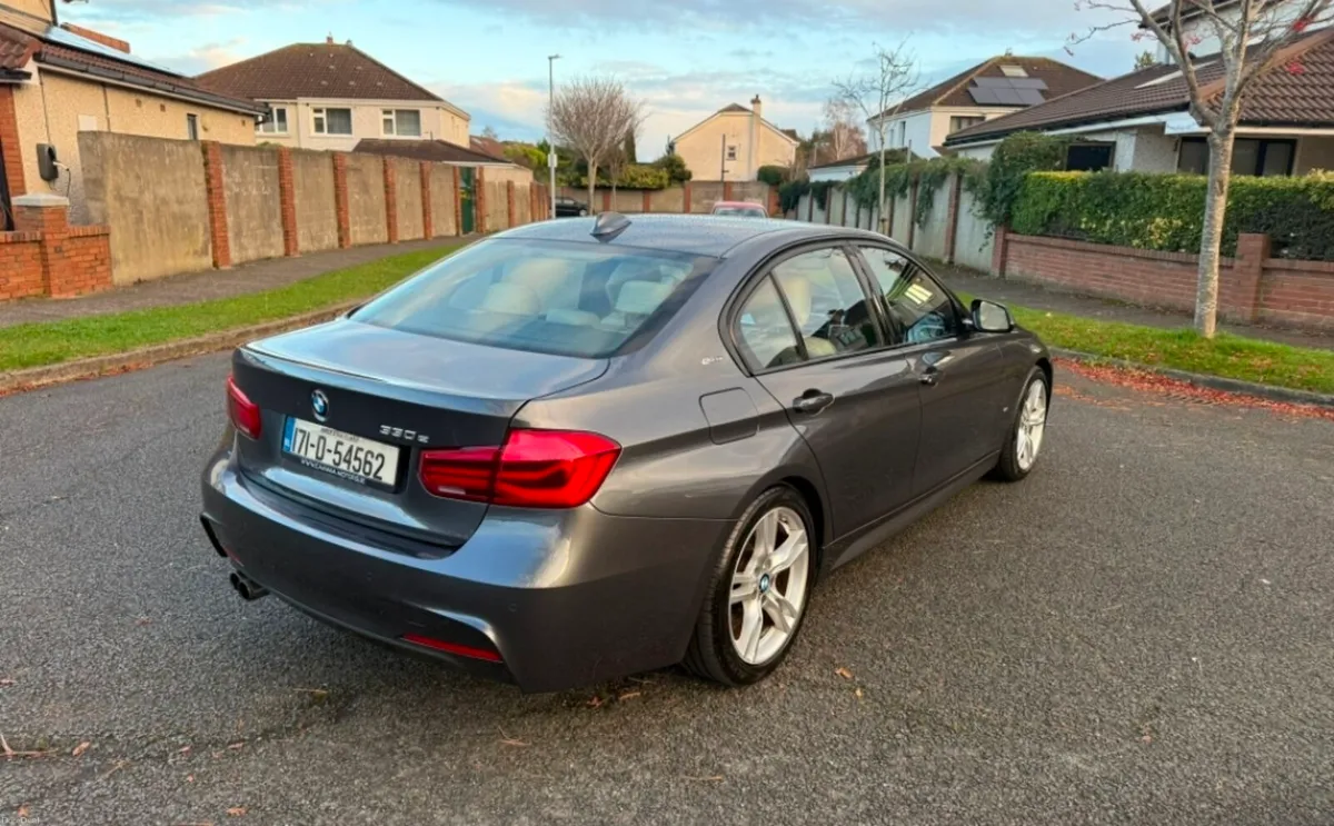 BMW 3-Series 2017 - Image 3