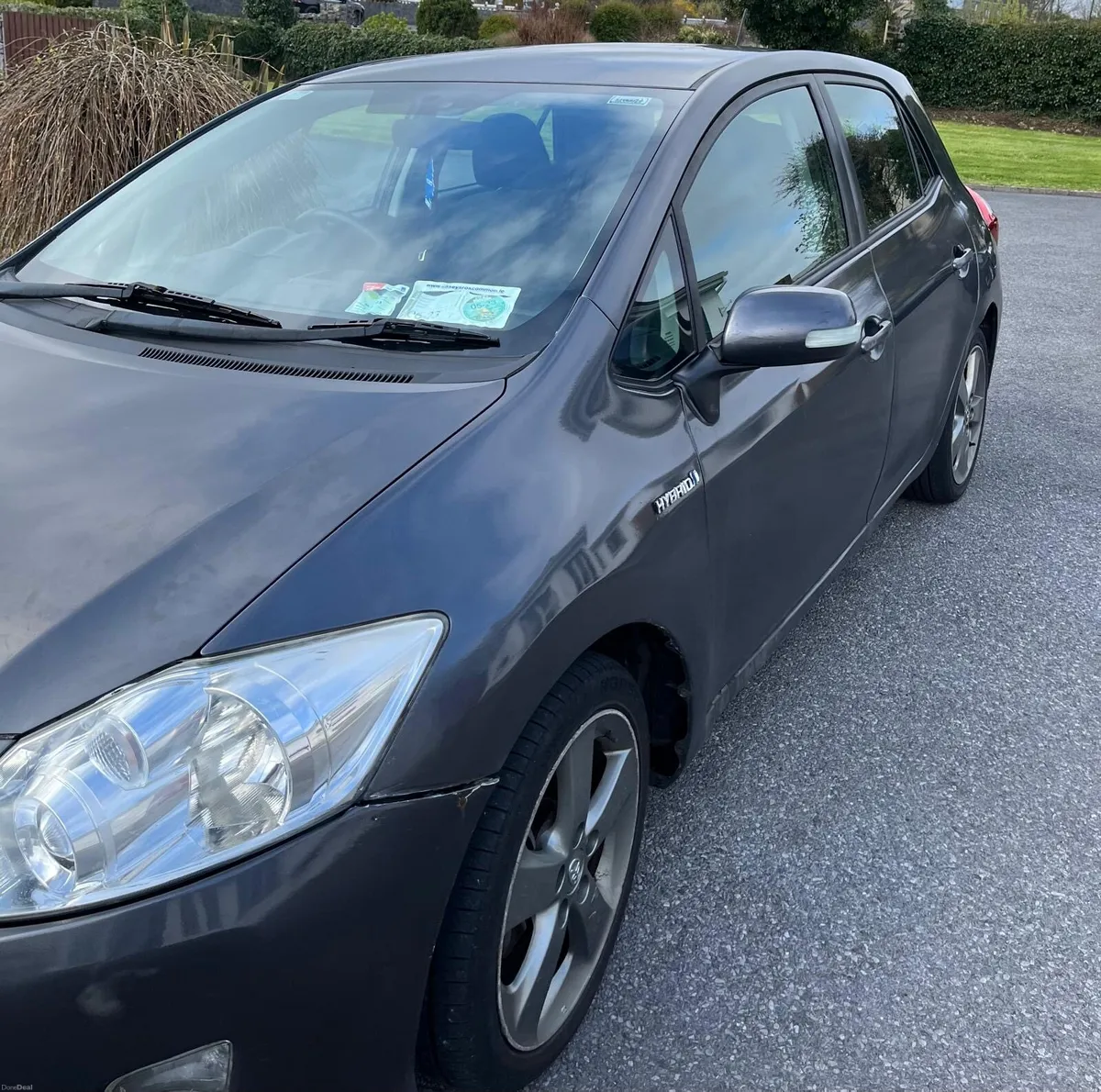 Toyota Auris 1.8L Hybrid - Image 2