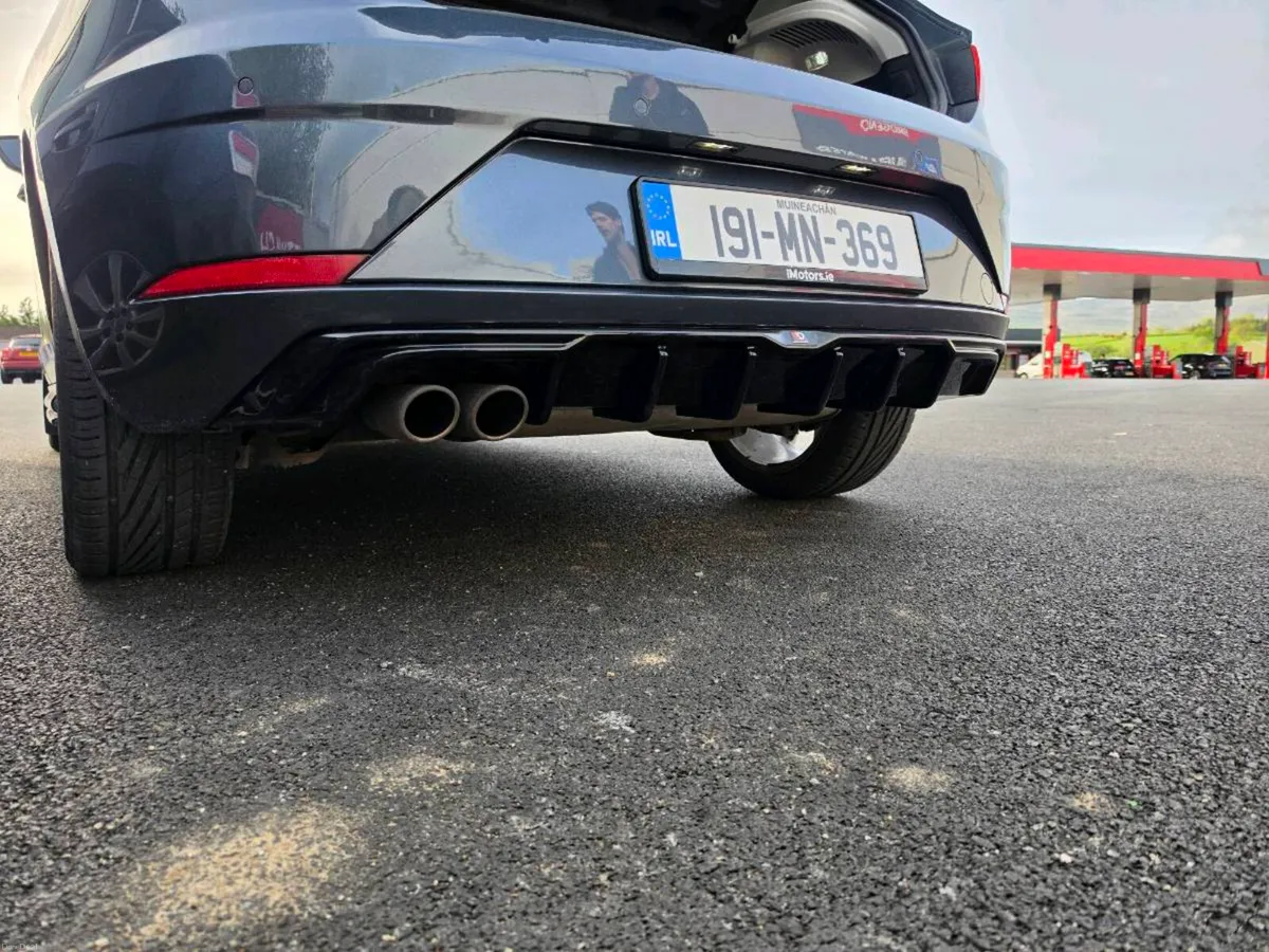 2019 SEAT Leon FR 1.5 TSI| Full SEAT Service - Image 4