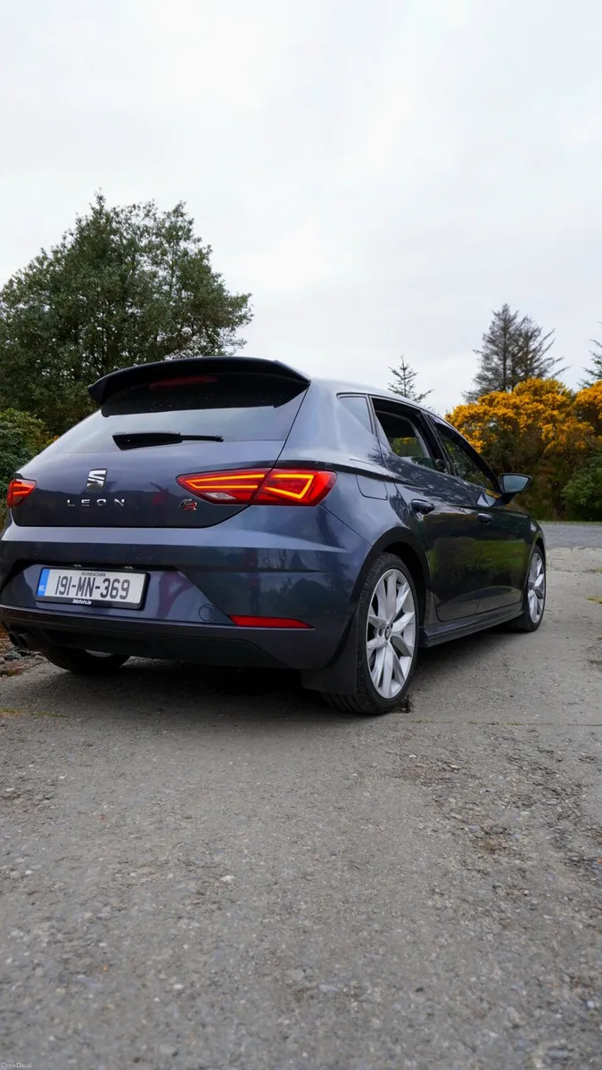 2019 SEAT Leon FR 1.5 TSI| Full SEAT Service - Image 2