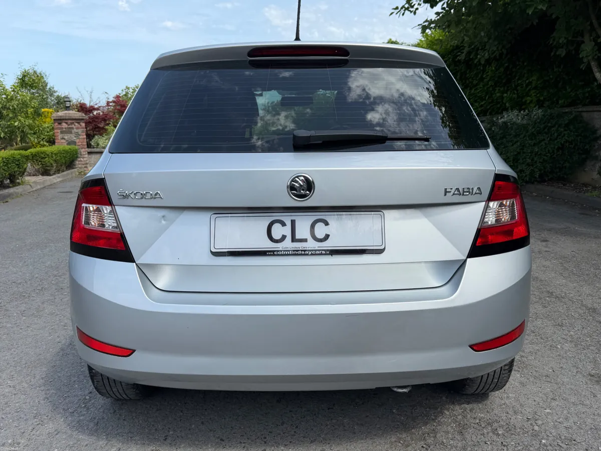 2019 Skoda Fabia Ambition 1.0mpi 75HP 4DR - Image 4