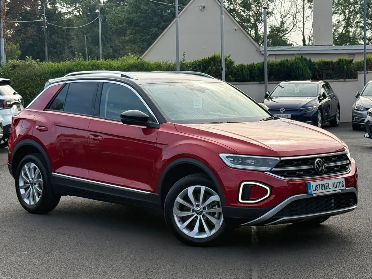 241 VW T-ROC STYLE 2.0 TDI AUTOMATIC 150BHP - Image 2