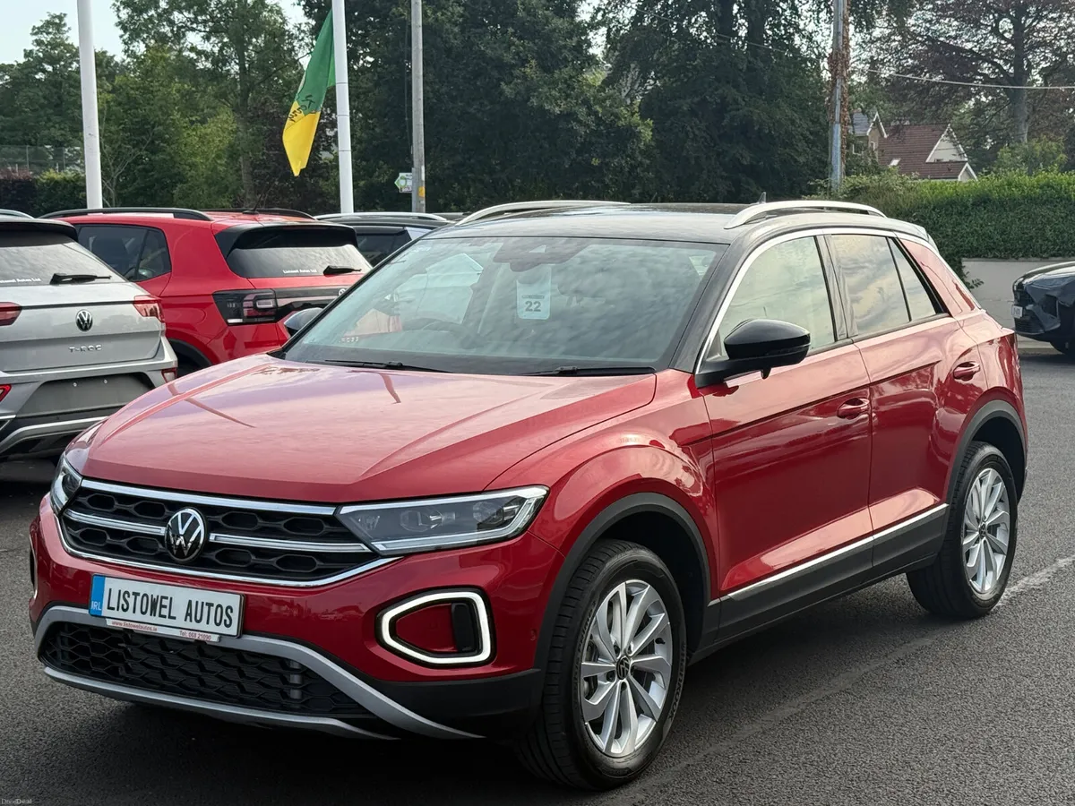 241 VW T-ROC STYLE 2.0 TDI AUTOMATIC 150BHP - Image 6