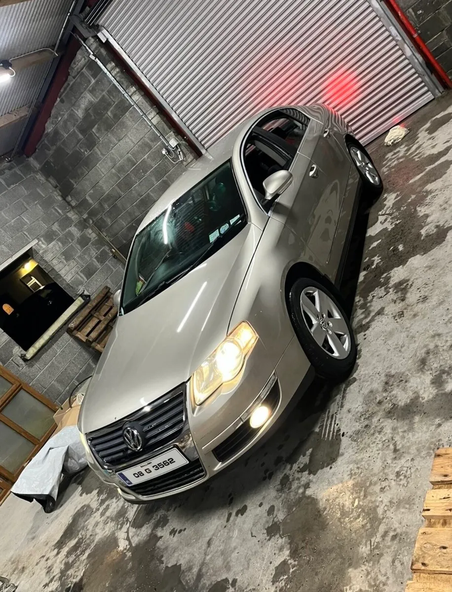 Volkswagen Passat 1.9TDI - Image 1