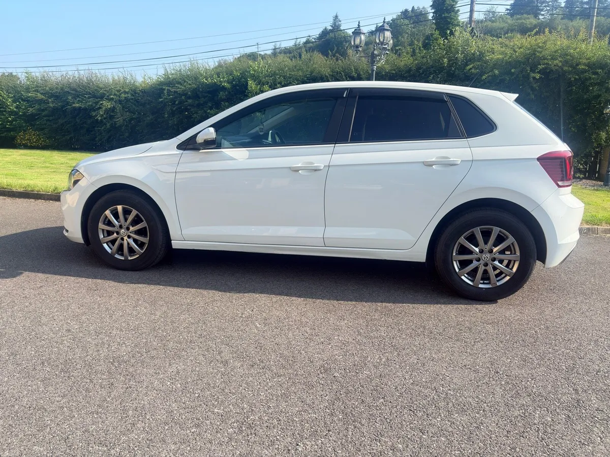 Volkswagen polo 1.0 petrol automatic - Image 3