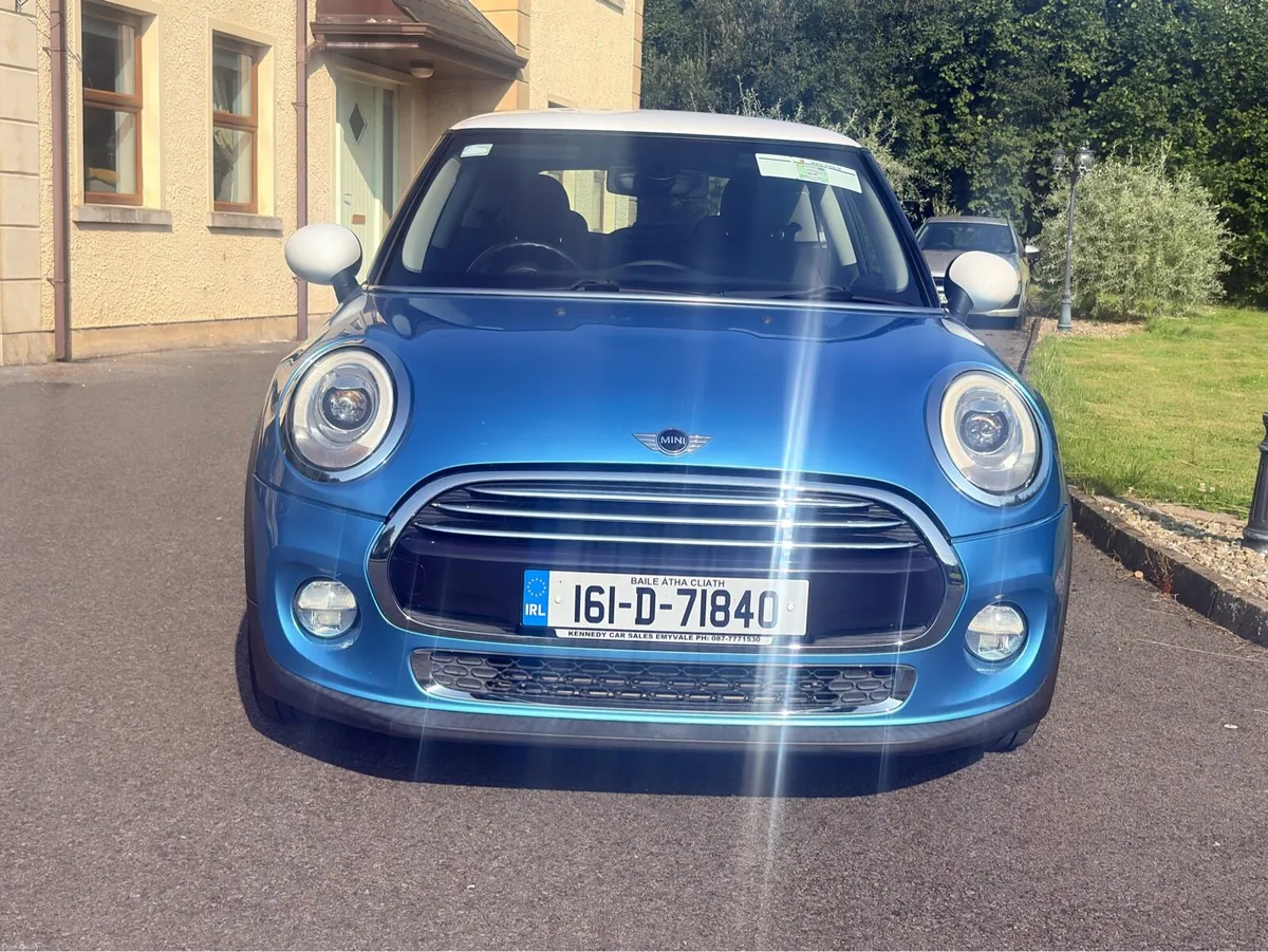 Mini Cooper 1.5 petrol automatic - Image 3