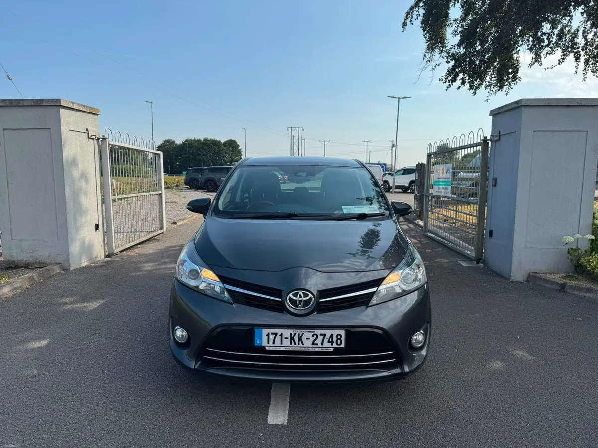 Toyota Verso Aura 7 Seater 2017 - Image 2
