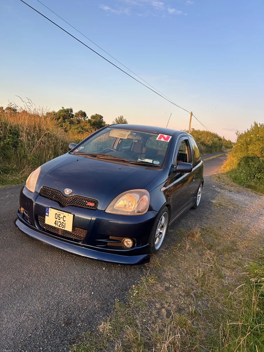 Vitz rs replica - Image 4