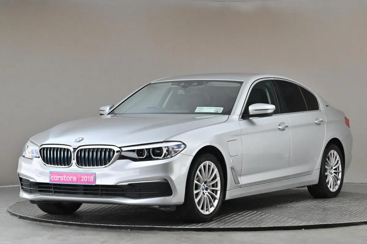 BMW 5-Series 530E SE JA92 PLUG IN HYBRID - Image 3