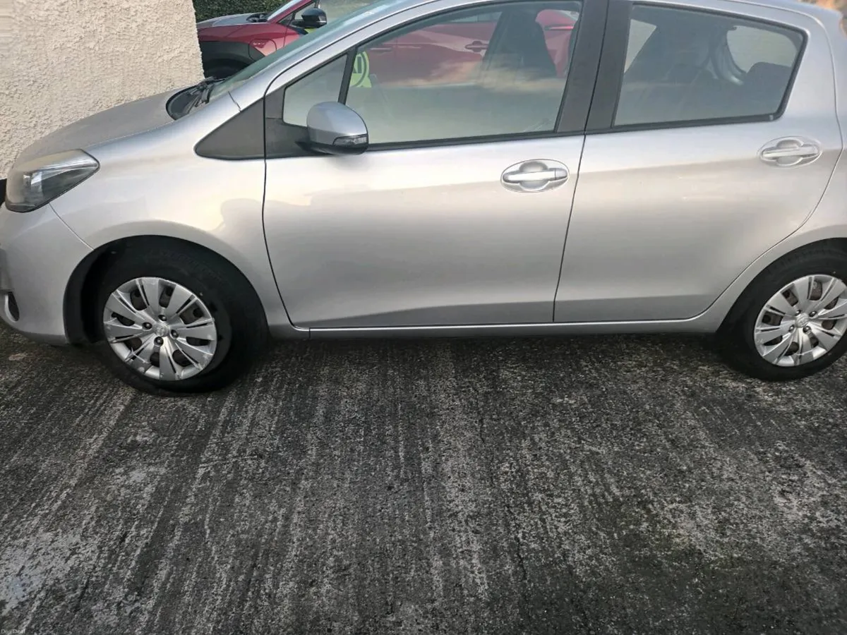 Car - Image 3