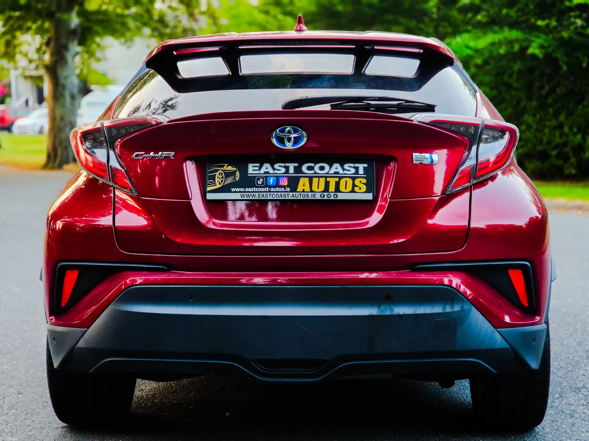 2017 Toyota CHR 1.8 Petrol Hybrid Automatic Sol - Image 4