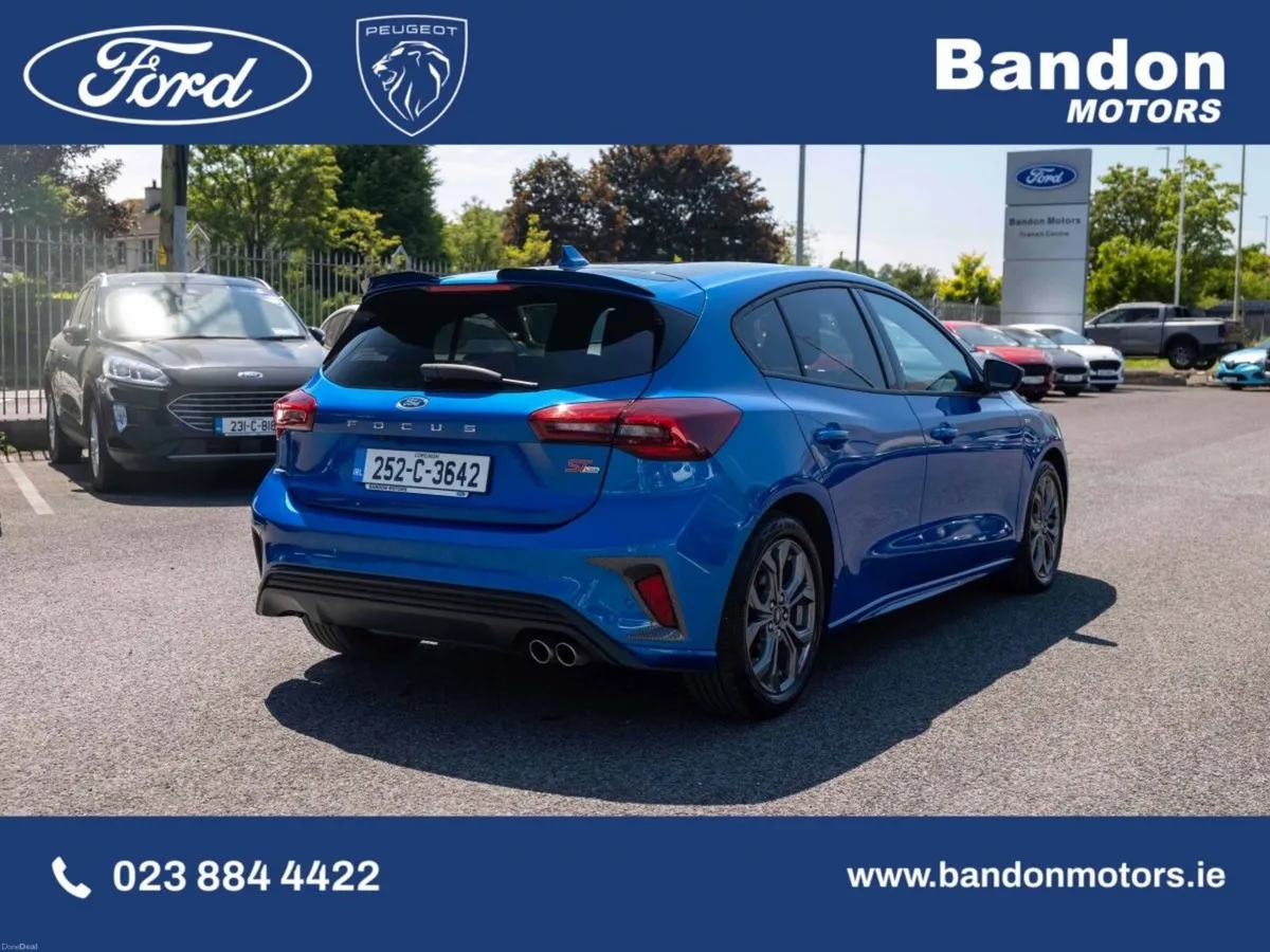 Ford Focus 2025 Ford Focus ST-Line X 1.0L EcoBoost - Image 4