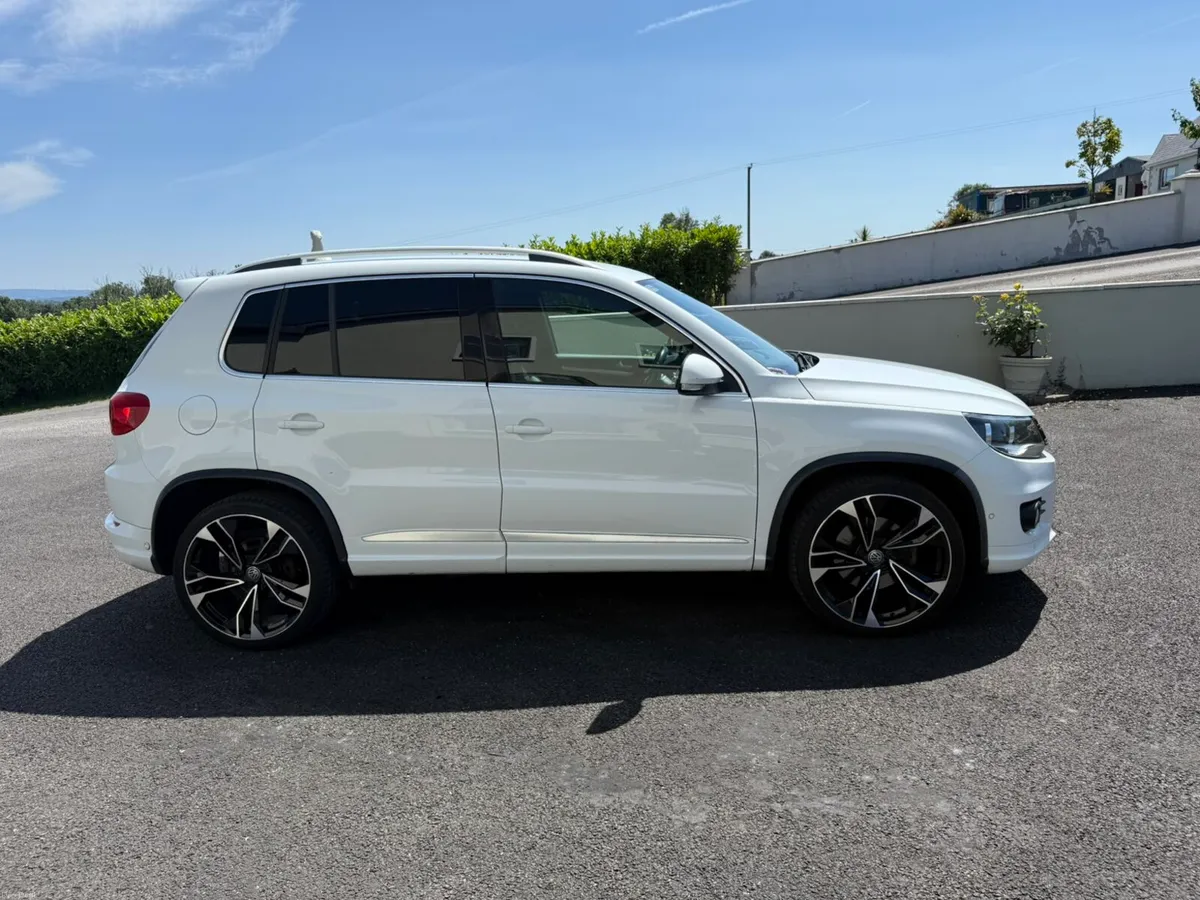 Volkswagon Tiguan R-Line - Image 5
