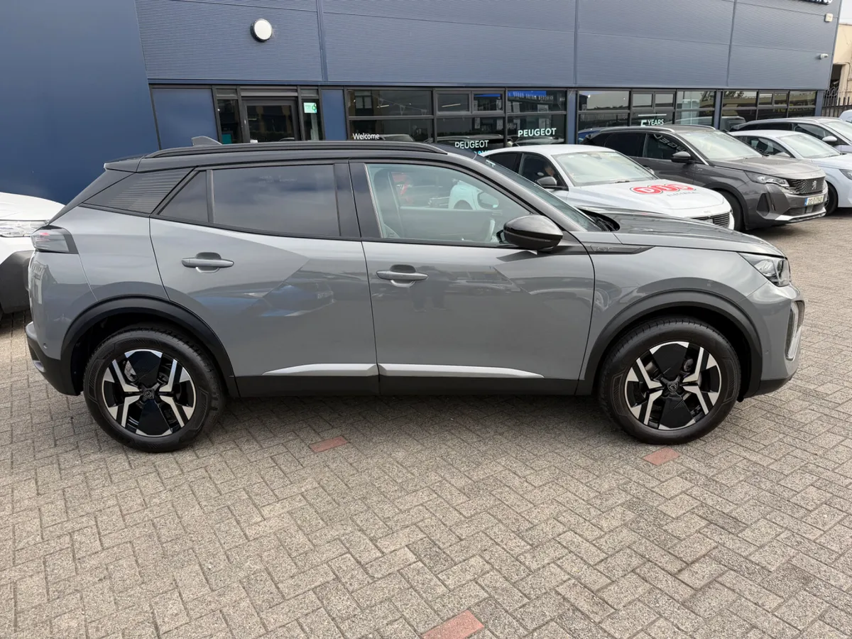 2024 Peugeot 2008 GT 1.2 automatic - Image 2