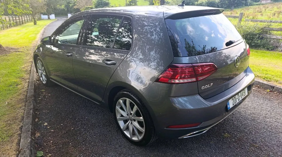 2020 VW Golf Hi Line Diesel  Leather Hatchback - Image 5