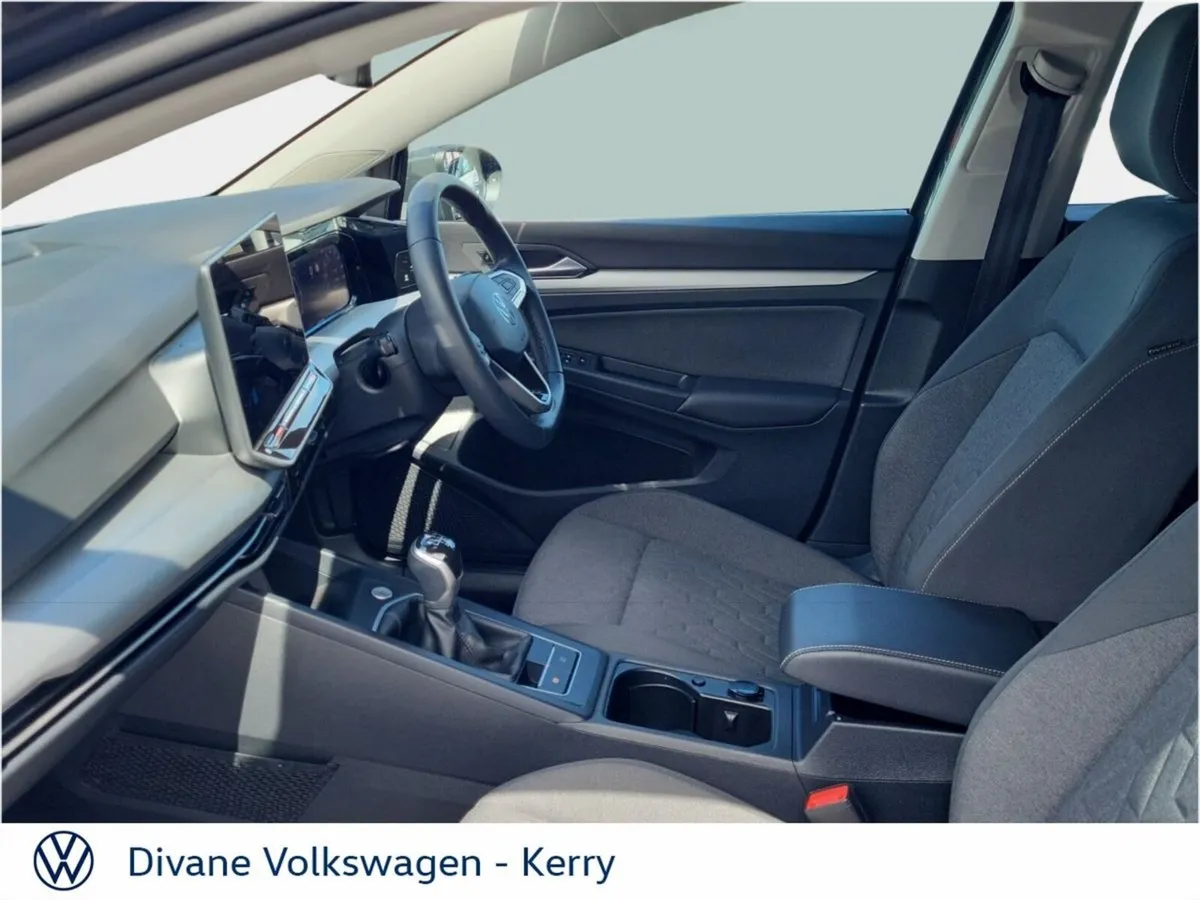 Volkswagen Golf EDITION 75 2.0 TDI 116HP - Image 4