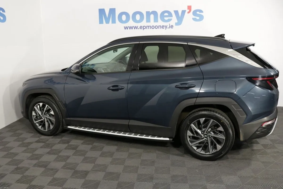 Hyundai Tucson Executive Plus 1.6L Diesel SUV - Te - Image 6