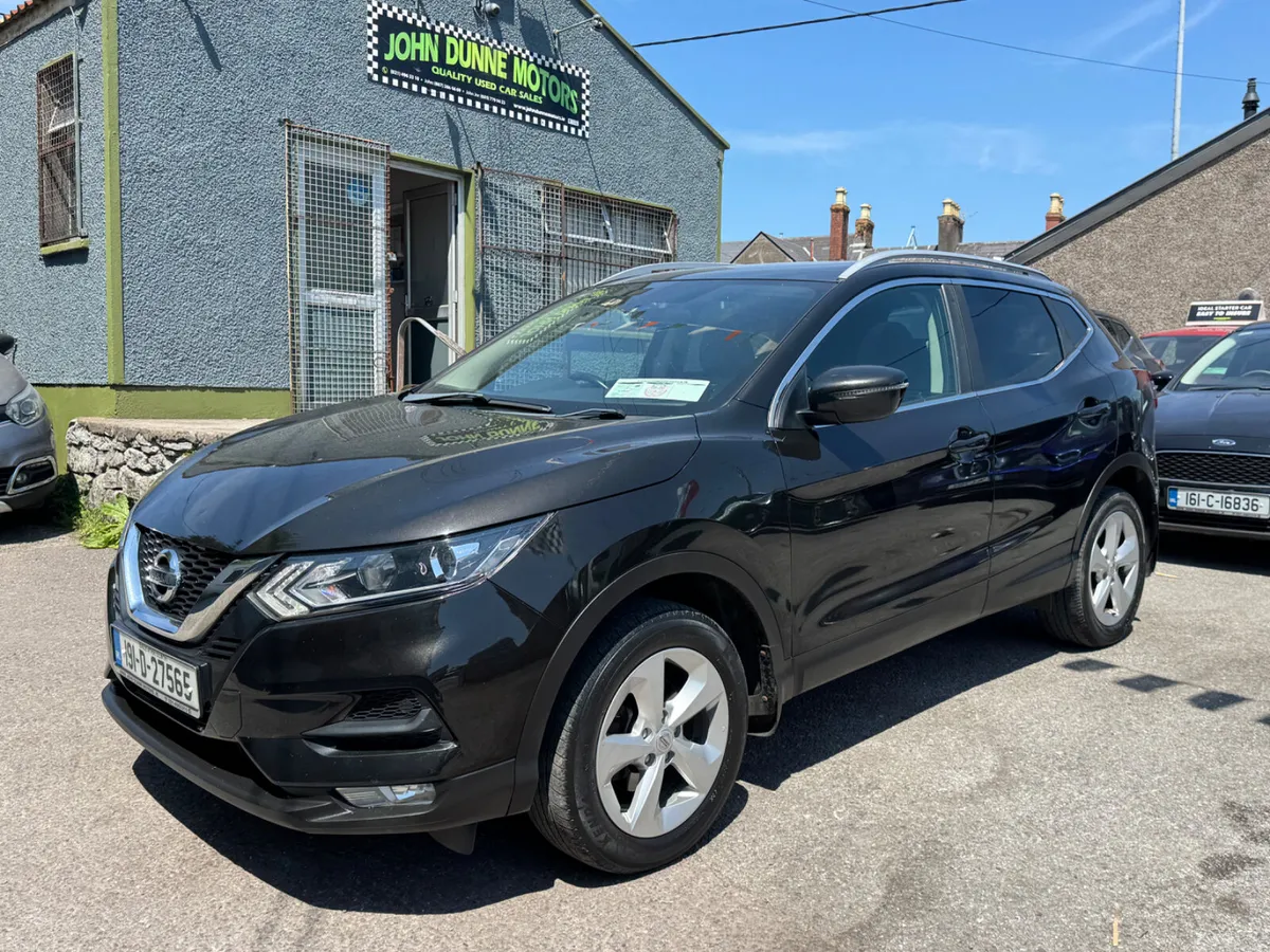Nissan Qashqai High spec inc pan roof - Image 1