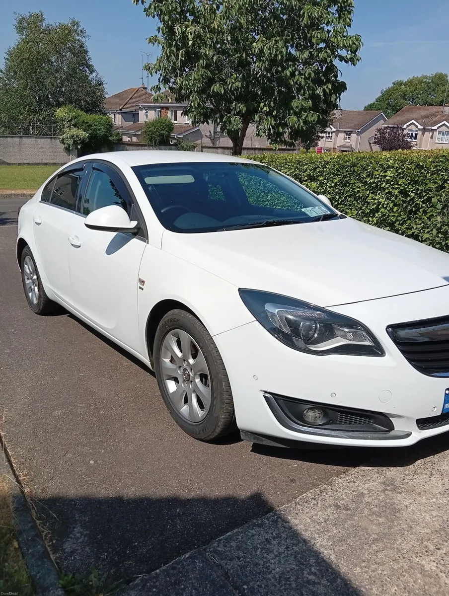 Vauxhall Insignia 2017 - Image 1