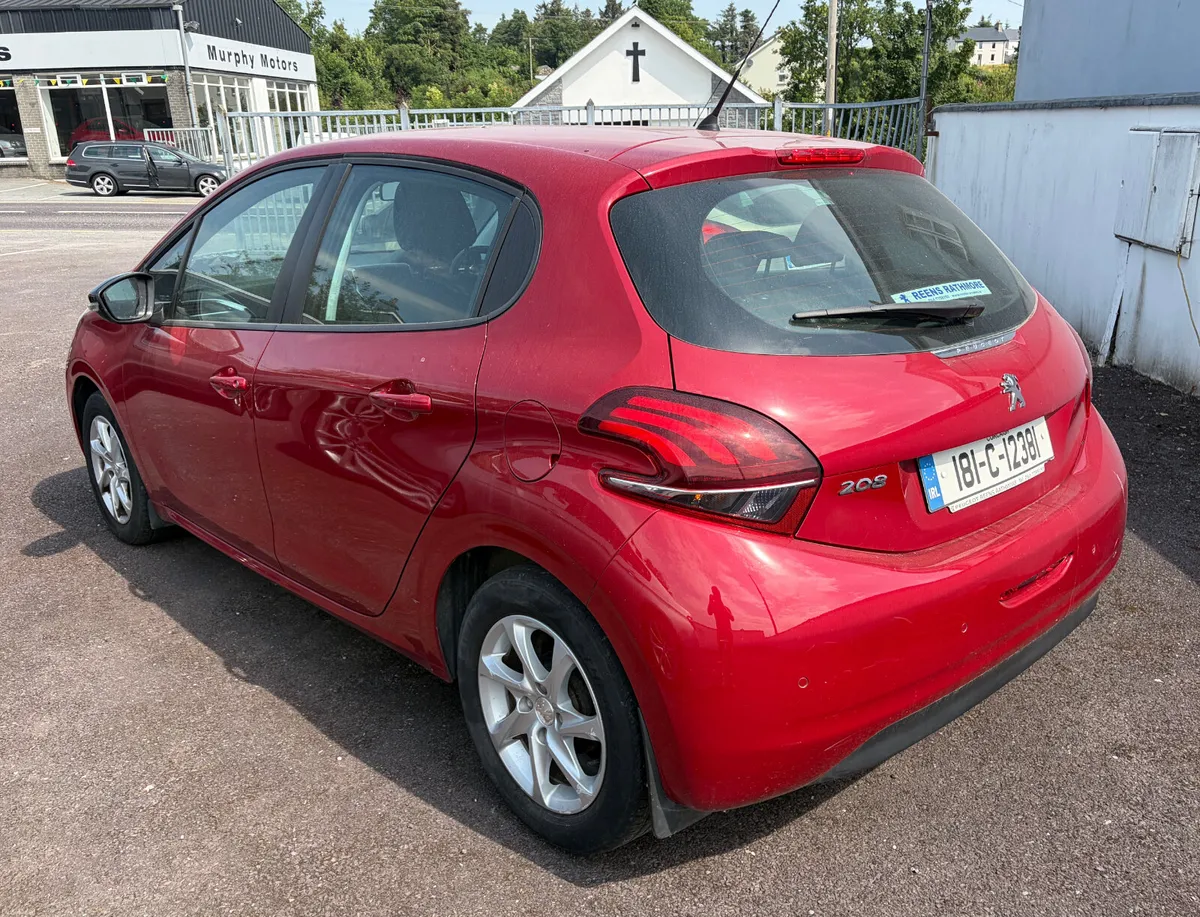 Peugeot 208 ACTIVE 1.6 BLUE HDI 75 4DR - Image 4